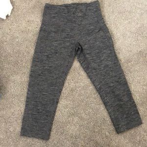 cropped grey leggings